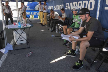 Imágenes del paso de La Vuelta por el Circuito de los Arcos