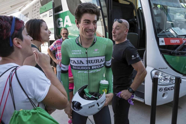 Imágenes del paso de La Vuelta por el Circuito de los Arcos