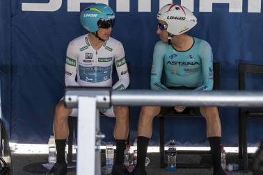 Imágenes del paso de La Vuelta por el Circuito de los Arcos