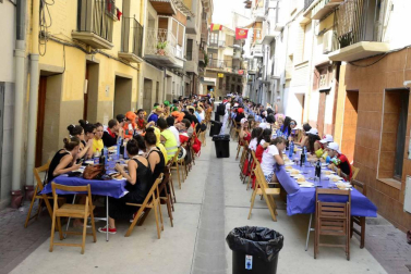 Imágenes del día dedicado a las peñas en fiestas de Peralta.
