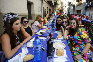 Imágenes del día dedicado a las peñas en fiestas de Peralta.