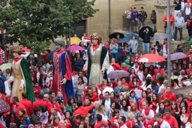Imágenes del primer días de fiestas de Viana.