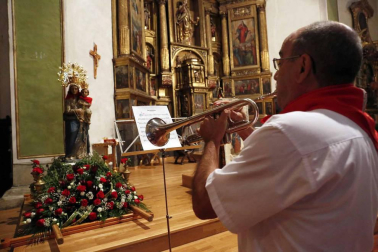 Imágenes de la procesión de la Virgen del Rosario de las fiestas de Ablitas