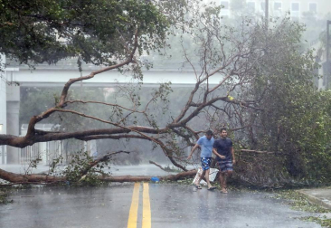 Trump declara el estado de desastre en Florida ante el paso del huracán 'Irma'