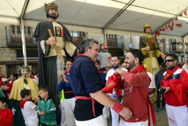 Fotos de las fiestas patronales en Olite en honor a la Exaltación de la Santa Cruz.