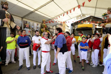 Fotos de las fiestas patronales en Olite en honor a la Exaltación de la Santa Cruz.