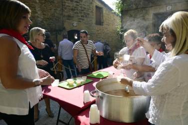 El público probó las variedades de cuatro productores y se hizo una exhibición del método tradicional 'Kirikoketa'