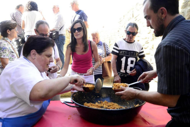 El público probó las variedades de cuatro productores y se hizo una exhibición del método tradicional 'Kirikoketa'