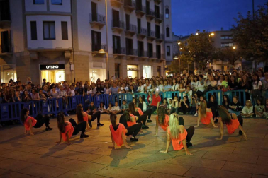 74 establecimientos participaron en la iniciativa que busca promocionar el área a nivel de ocio y compras