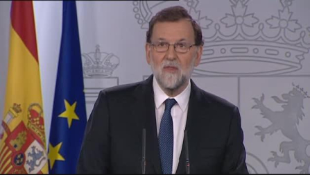 Rajoy anuncia el cese como president de Carles Puigdemont y de todo el Govern de Cataluña