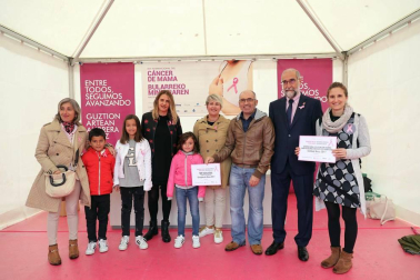 La Plaza del Castillo de Pamplona acogió este sábado 21 de octubre de 2017 el acto organizado por Saray.