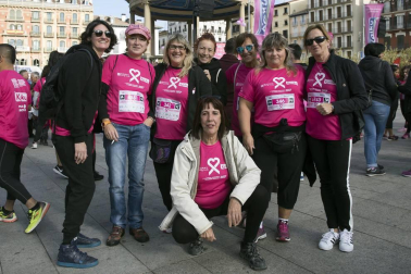 Imágenes de la Carrera contra el cáncer de mama, celebrada este domingo en Pamplona.