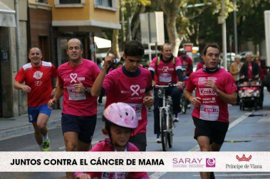 Pamplona se tiñe de rosa en la carrera contra el cáncer de mama
