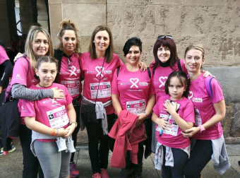 Pamplona se tiñe de rosa en la carrera contra el cáncer de mama