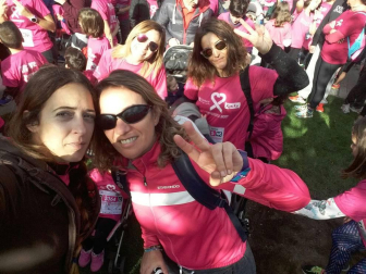 Pamplona se tiñe de rosa en la carrera contra el cáncer de mama