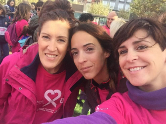 Pamplona se tiñe de rosa en la carrera contra el cáncer de mama