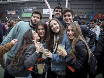 Fotos de la Carpa Universitaria 2017 en la Ciudad Deportiva Amaya, en Pamplona.