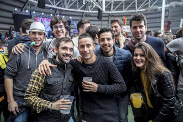 Fotos de la Carpa Universitaria 2017 en la Ciudad Deportiva Amaya, en Pamplona.