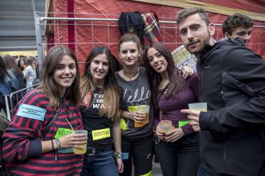 Fotos de la Carpa Universitaria 2017 en la Ciudad Deportiva Amaya, en Pamplona.