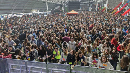 Fotos de la Carpa Universitaria 2017 en la Ciudad Deportiva Amaya, en Pamplona.