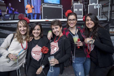 Fotos de la Carpa Universitaria 2017 en la Ciudad Deportiva Amaya, en Pamplona.