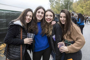Fotos de la Carpa Universitaria 2017 en la Ciudad Deportiva Amaya, en Pamplona.