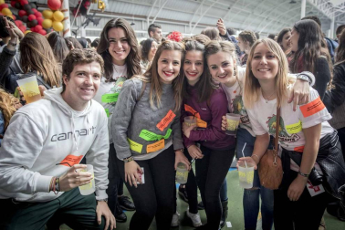 Fotos de la Carpa Universitaria 2017 en la Ciudad Deportiva Amaya, en Pamplona.