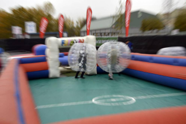 Fotos de la Carpa Universitaria 2017 en la Ciudad Deportiva Amaya, en Pamplona.