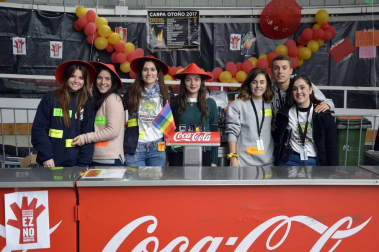 Fotos de la Carpa Universitaria 2017 en la Ciudad Deportiva Amaya, en Pamplona.
