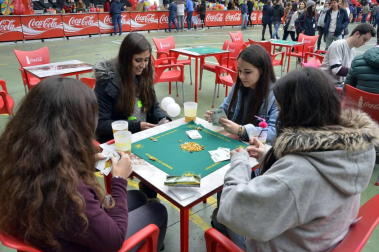 Fotos de la Carpa Universitaria 2017 en la Ciudad Deportiva Amaya, en Pamplona.