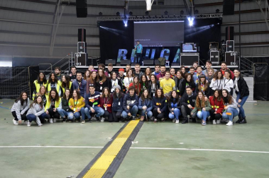 Fotos de la Carpa Universitaria 2017 en la Ciudad Deportiva Amaya, en Pamplona.