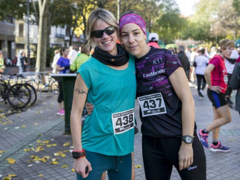 Imágenes de la 'I Carrera Popular Solidaria +e'