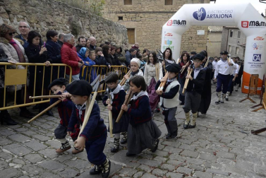 Artajona celebró este domingo el XXV aniversario de su primera carrera de layas. Por ello, este año se realizó, además, un homenaje a aquellos que participaron en estos 25 años