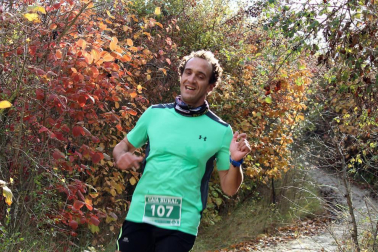 Este domingo se ha celebrado la segunda edición de la carrera Los Arcos-Viana, donde Eric Soria ha conquistado los 21 kilómetros bajando dos minutos la marca de la primera edición