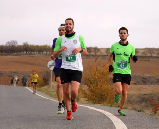 Este domingo se ha celebrado la segunda edición de la carrera Los Arcos-Viana, donde Eric Soria ha conquistado los 21 kilómetros bajando dos minutos la marca de la primera edición