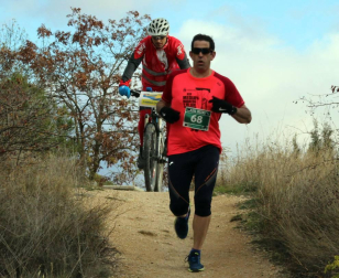 Este domingo se ha celebrado la segunda edición de la carrera Los Arcos-Viana, donde Eric Soria ha conquistado los 21 kilómetros bajando dos minutos la marca de la primera edición