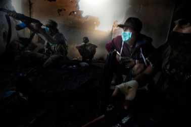 El fotógrafo 'freelance' Ricardo García Vilanova expone en Baluarte medio centenar de fotografías sobre el inicio del conflicto en Siria, en 2011, cómo ha evolucionado y su expansión a Irak y Libia. Primeros planos para intentar no sentirlos lejos.