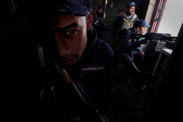 El fotógrafo 'freelance' Ricardo García Vilanova expone en Baluarte medio centenar de fotografías sobre el inicio del conflicto en Siria, en 2011, cómo ha evolucionado y su expansión a Irak y Libia. Primeros planos para intentar no sentirlos lejos.