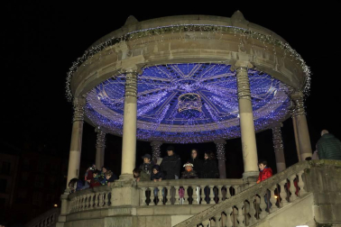 Galería de Imágenes sobre la iluminación de Navidad en Pamplona