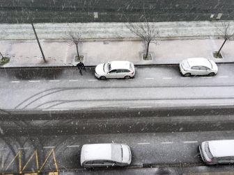 La nieve ha llegado con el mes de diciembre a Pamplona.
