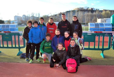 El domingo 3 de diciembre tuvo lugar la vigésimo sexta edición del Cross Hiru Herri, que reunió en Burlada a seiscientos atletas pertenecientes a distintas categorías, desde las edades sub 10; sub 14; sub 16; sub 18; hasta el Cross Popular o el Campeonato Navarro Absoluto y por equipos mixtos.