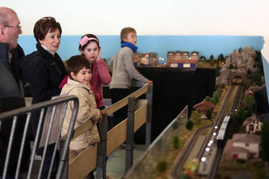 Amigos del Ferrocarril expone en Baluarte