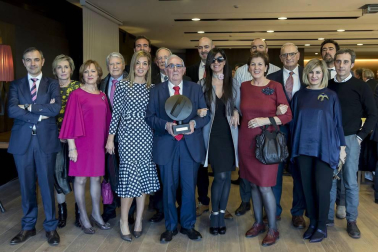 Acto de entrega de premios a la Trayectoria Empresarial a Juan María Antoñana; la empresa Tenerías Omega recibió el premio a la Internacionalización e Industrias San Isidro, el premio a la Innovación.