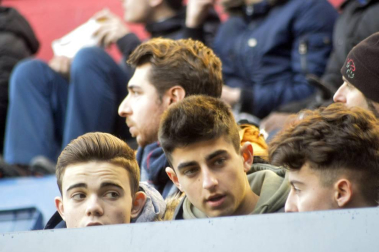 Búscate en la grada del partido celebrado en El Sadar Osasuna-Numancia