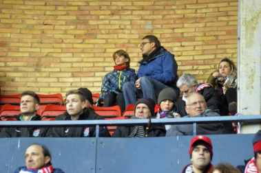 Búscate en la grada del partido celebrado en El Sadar Osasuna-Numancia