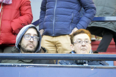 Búscate en la grada del partido celebrado en El Sadar Osasuna-Numancia
