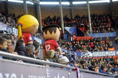 Búscate en la grada del partido celebrado en El Sadar Osasuna-Numancia