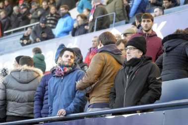 Búscate en la grada del partido celebrado en El Sadar Osasuna-Numancia