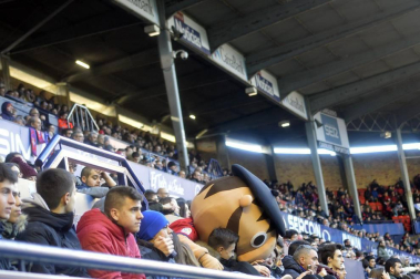 Búscate en la grada del partido celebrado en El Sadar Osasuna-Numancia