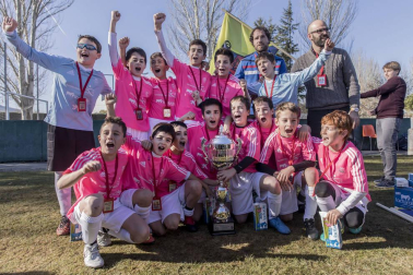 Galería de imágenes del torneo disputado del torneo disputado hace un año en Tajonar.